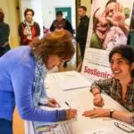 “Ero straniero days”: firme in decine di città per la legge popolare