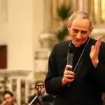 Su Famiglia Cristiana il patto per la famiglia del vescovo Zuppi