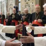 Chiesa e Vangelo. Tra Ratzinger e Bergoglio, nostalgia e strade nuove, un parroco “contro” Papa Francesco