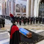 Sassoli, una bandiera e le Acli