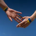 Ucraina, ChiantiBanca e Fondazione ChiantiBanca sostengono la raccolta fondi Acli per donare un’ambulanza all’ospedale di Leopoli ucraina