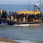 Migranti, Acli: “Salvare vite è un dovere, non un crimine”