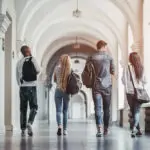 Caf Acli, la detrazione sulle spese universitarie può essere richiesta anche per la frequenza di corsi di laurea all’estero? studenti università